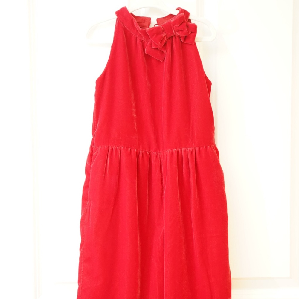 Elegant Red Sleeveless Dress